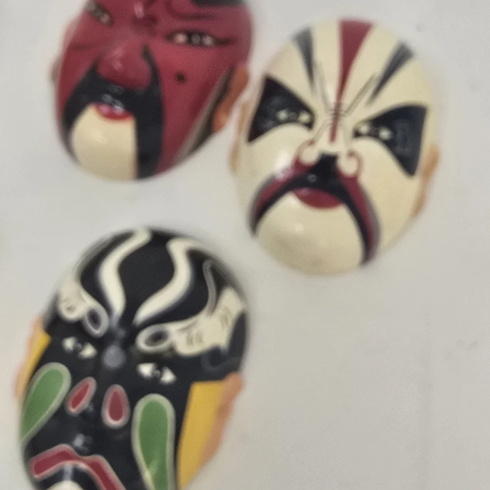 Vtg WUXI chinese handmade hand‎ painted, 5 clay kabuki masks huishan theater